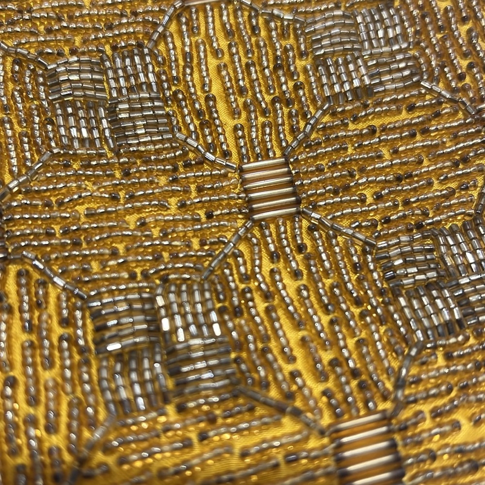 Vintage 60s La Regale Yellow Gold Bugle Beaded Evening Purse  snap closure - Picture 7 of 7